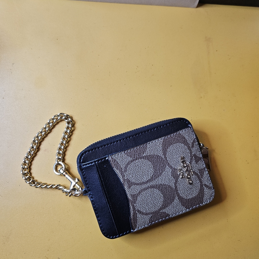 Coach Signature Zip Wallet